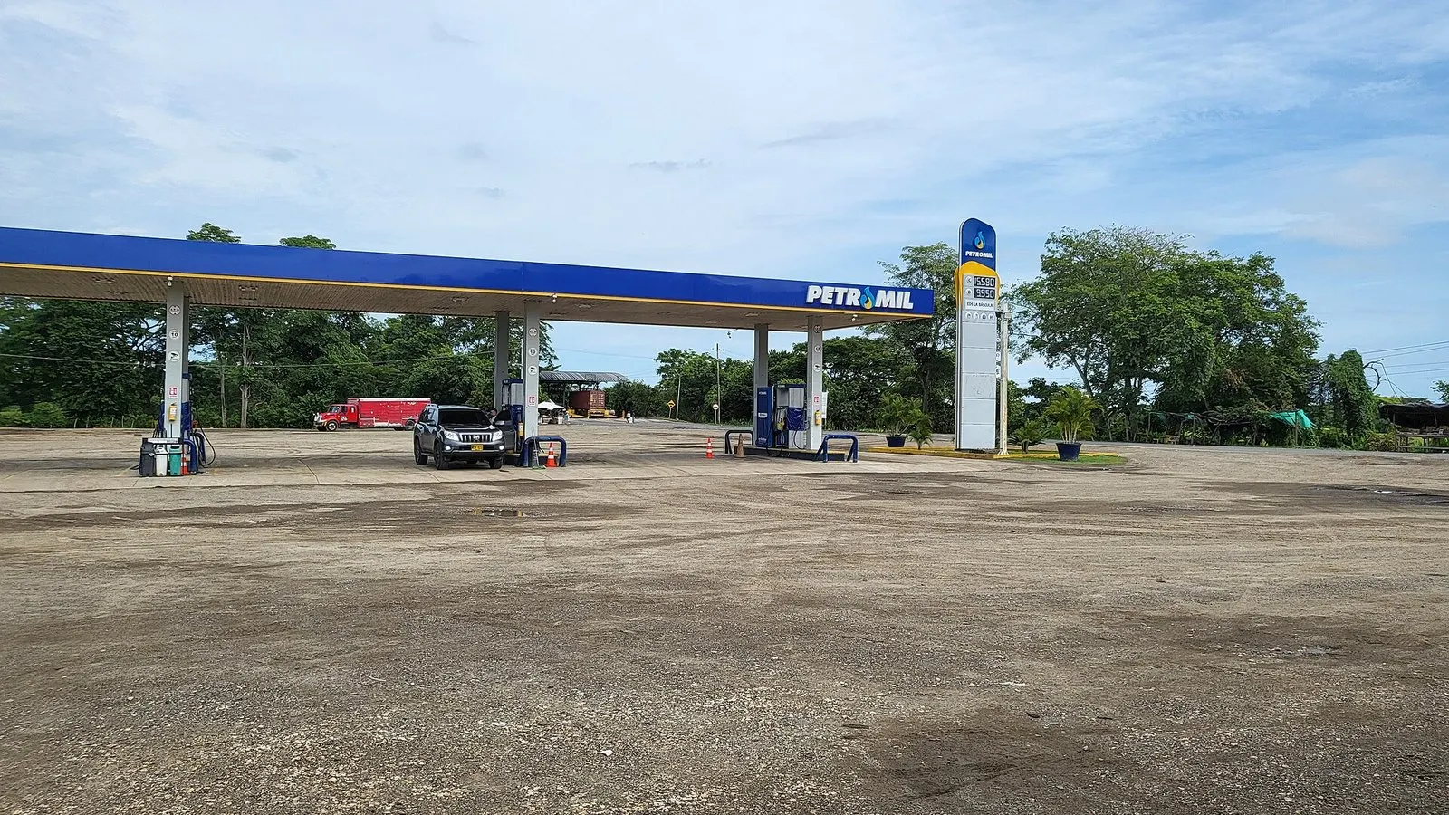 Gasolinera de carretera